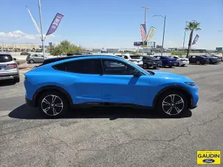 Ford Mustang Mach-E 2023 Premium 4 puertas SUV