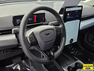 Ford Mustang Mach-E 2023 Select 4 puertas SUV