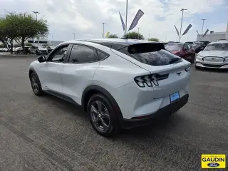 Ford Mustang Mach-E 2023 Select 4 puertas SUV
