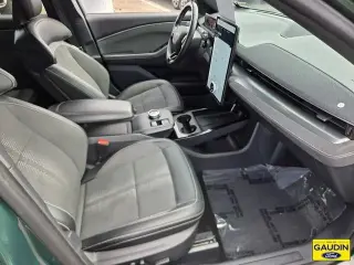 Ford Mustang Mach-E 2024 AWD GT 4 puertas SUV