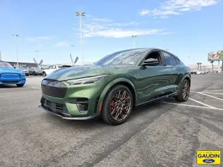 Ford Mustang Mach-E 2024 AWD GT 4 puertas SUV