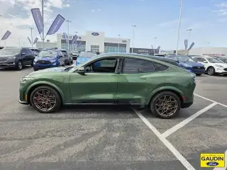 Ford Mustang Mach-E 2024 AWD GT 4 puertas SUV