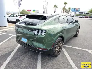Ford Mustang Mach-E 2024 AWD GT 4 puertas SUV