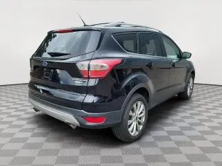 Ford Escape 2017 AWD Titanium 4 puertas SUV