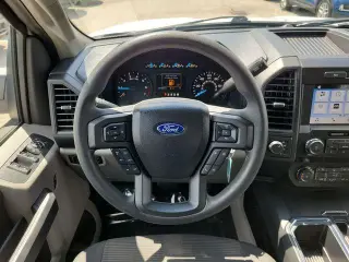 Ford F-150 2019 4x4 XL 4 puertas SuperCrew 5.5 pies. Caja corta
