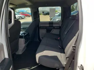 Ford F-150 2019 4x4 XL 4 puertas SuperCrew 5.5 pies. Caja corta