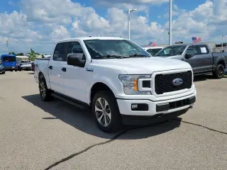 Ford F-150 2019 4x4 XL 4 puertas SuperCrew 5.5 pies. Caja corta