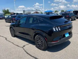 Ford Mustang Mach-E 2025 AWD Premium 4 puertas SUV