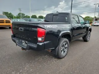 Toyota Tacoma 2019 4x4 TRD Sport 4 puertas Doble Cabina 5.0 ft SB 6A