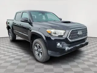 Toyota Tacoma 2019 4x4 TRD Sport 4 puertas Doble Cabina 5.0 ft SB 6A