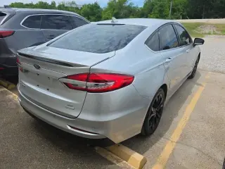 Ford Fusion 2019 SE 4dr Sedan