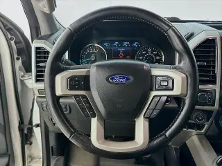 Ford F-150 2019 4x4 XL 4 puertas SuperCrew 5.5 pies. Caja corta