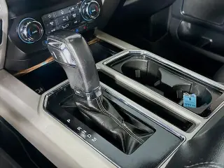 Ford F-150 2019 4x4 XL 4 puertas SuperCrew 5.5 pies. Caja corta