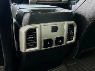 Ford F-150 2019 4x4 XL 4 puertas SuperCrew 5.5 pies. Caja corta