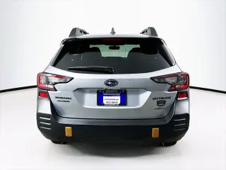 Subaru Outback 2025 AWD Wilderness 4 puertas Crossover