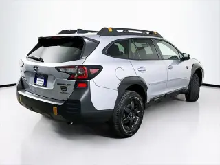 Subaru Outback 2025 AWD Wilderness 4 puertas Crossover