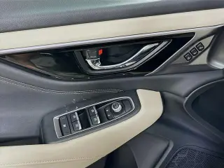 Subaru Outback 2025 AWD Limited 4 puertas Crossover