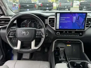 Toyota Tundra 2023 4x2 Limited 4 puertas CrewMax Cab Pickup LB