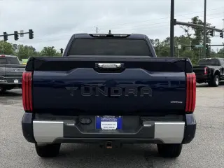 Toyota Tundra 2023 4x2 Limited 4 puertas CrewMax Cab Pickup LB