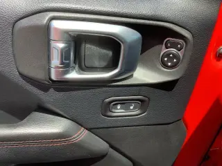 Jeep Wrangler Unlimited 2018 4x4 Rubicon 4 puertas SUV (lanzamiento a mitad de año)