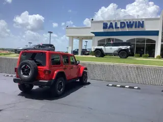 Jeep Wrangler Unlimited 2018 4x4 Rubicon 4 puertas SUV (lanzamiento a mitad de año)