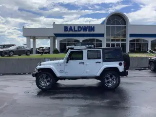 Jeep Wrangler Unlimited 2016 4x4 Sahara 4 puertas SUV