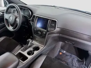 Jeep Grand Cherokee 2018 4x4 Laredo 4 puertas SUV