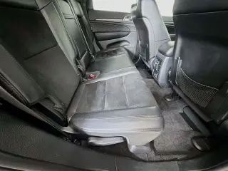 Jeep Grand Cherokee 2018 4x4 Laredo 4 puertas SUV