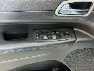 Jeep Grand Cherokee 2018 4x4 Laredo 4 puertas SUV