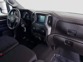 Chevrolet Silverado 2500HD 2021 4x4 Custom 4 puertas Cabina Crew SB