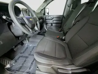 Chevrolet Silverado 2500HD 2021 4x4 Custom 4 puertas Cabina Crew SB