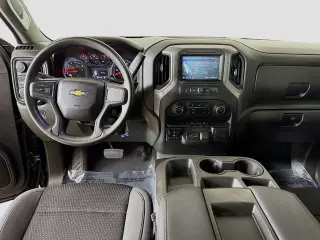 Chevrolet Silverado 2500HD 2021 4x4 Custom 4 puertas Cabina Crew SB