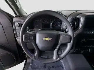 Chevrolet Silverado 2500HD 2021 4x4 Custom 4 puertas Cabina Crew SB