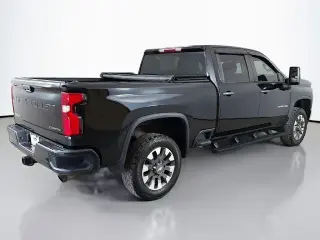 Chevrolet Silverado 2500HD 2021 4x4 Custom 4 puertas Cabina Crew SB