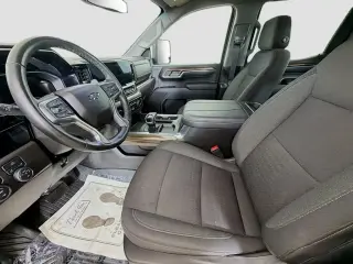 Chevrolet Silverado 1500 2024 4x4 RST 4 puertas Cabina Crew 5.8 pies. Caja corta