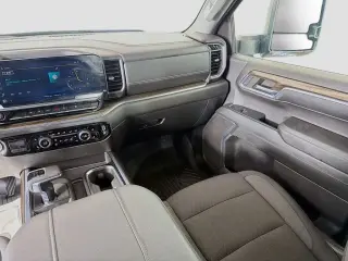 Chevrolet Silverado 1500 2024 4x4 RST 4 puertas Cabina Crew 5.8 pies. Caja corta