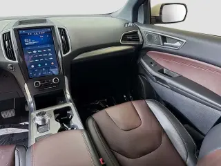 Ford Edge 2022 AWD Titanium 4 puertas Crossover