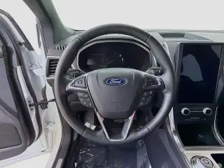 Ford Edge 2022 AWD Titanium 4 puertas Crossover