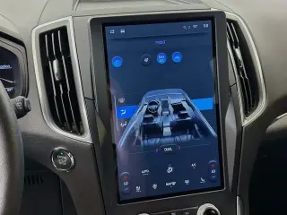 Ford Edge 2022 AWD Titanium 4 puertas Crossover