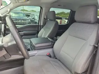Ford F-150 2024 4x2 XLT 4 puertas SuperCrew 5.5 pies. SB