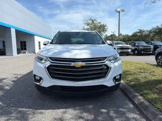 Chevrolet Traverse 2021 LT Tela 4 puertas SUV con 1LT
