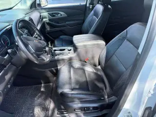 Chevrolet Traverse 2021 LT Tela 4 puertas SUV con 1LT