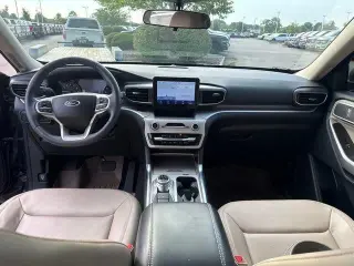 Ford Explorer 2023 AWD XLT 4 puertas SUV