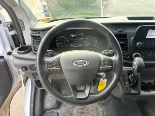Furgoneta de Carga Ford Transit 2022 250 3 puertas SWB Techo Bajo