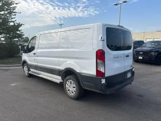 Furgoneta de Carga Ford Transit 2022 250 3 puertas SWB Techo Bajo