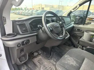 Furgoneta de Carga Ford Transit 2022 250 3 puertas SWB Techo Bajo