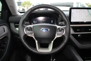 Ford Explorer 2025 AWD Active 4 puertas SUV