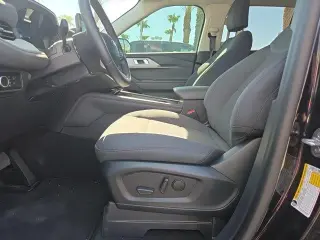 Ford Explorer 2025 AWD Active 4 puertas SUV