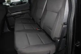 Ford F-150 2023 4x2 XLT 4 puertas SuperCrew 5.5 pies. SB
