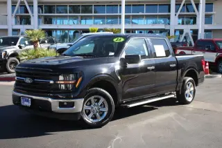 Ford F-150 2025 4x2 XLT 4 puertas SuperCrew 5.5 pies SB